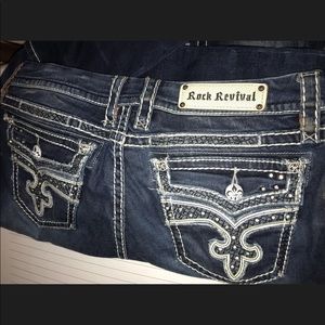 Women’s Rock Revival Jeans